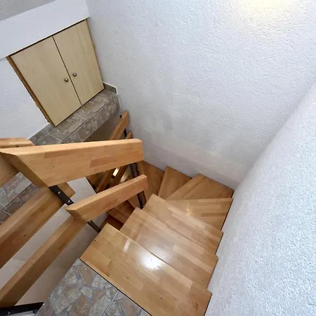 Holiday home Dropuljic House *