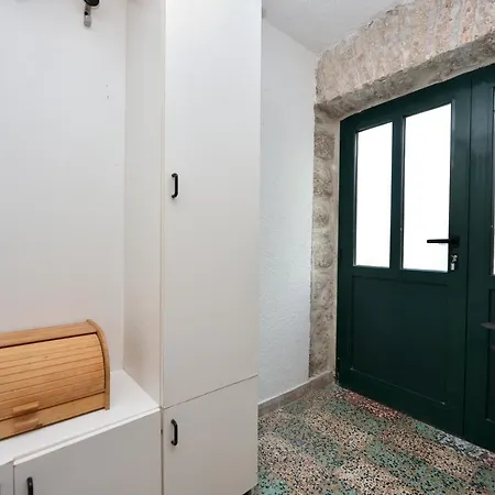 Dropuljic House Holiday home Gornji Prolozac